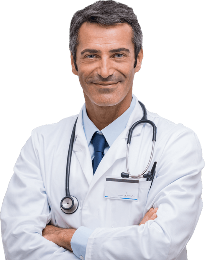 Imagem de um dentista de braços cruzados, com um sorriso no rosto e um estetoscópio pendurado no pescoço.  Ele está usando um jaleco branco e tem cabelos grisalhos.